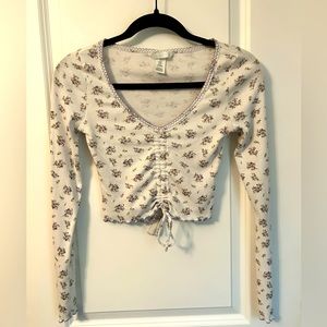 Extra Small Long sleeve floral Shirt